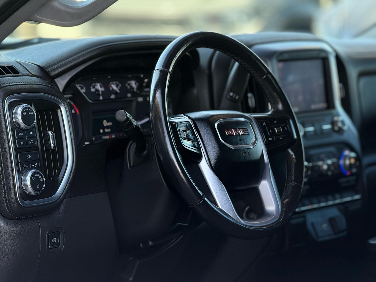 GMC Sierra 1500 4WD Crew Cab 147" SLE 2020