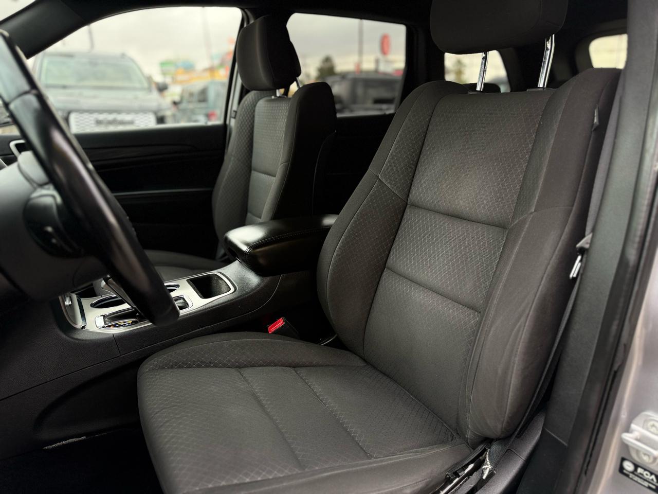 Jeep Grand Cherokee Laredo E 4x2 2021