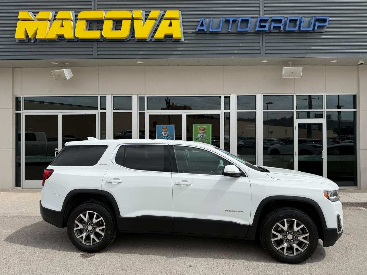 2022 GMC Acadia FWD 4dr SLE