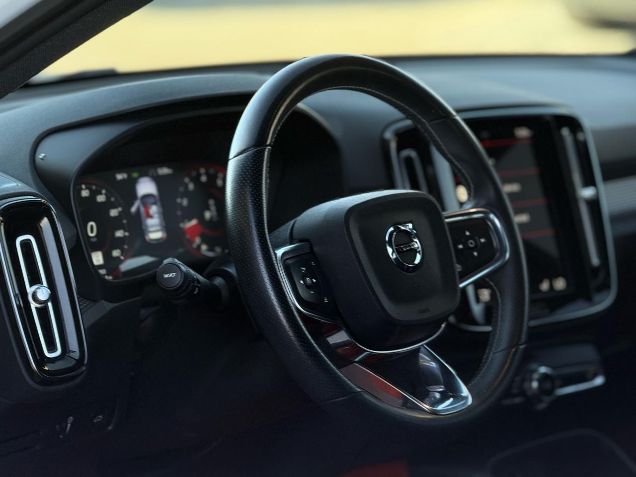 Volvo XC40 T5 AWD R-Design 2021