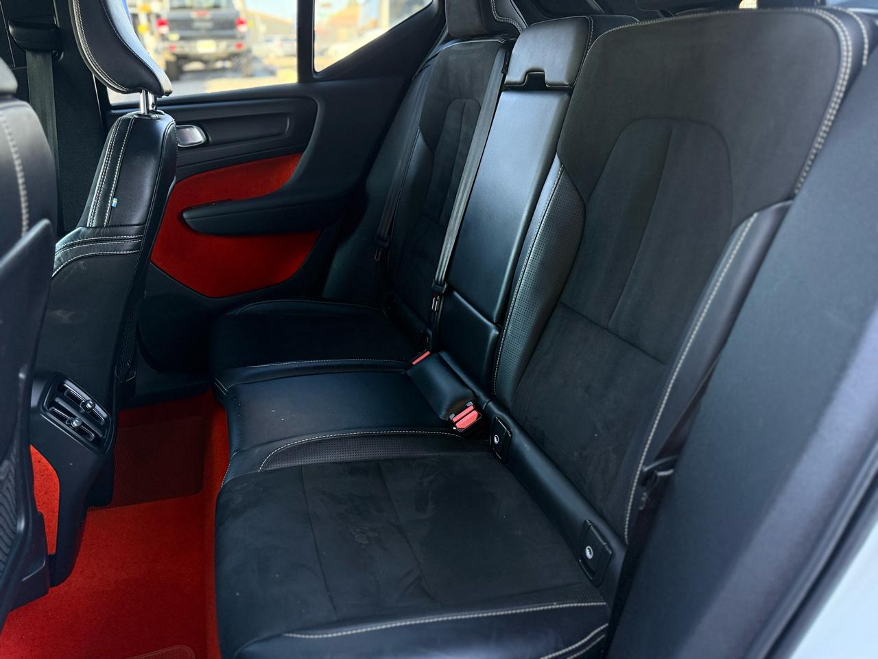 Volvo XC40 T5 AWD R-Design 2021