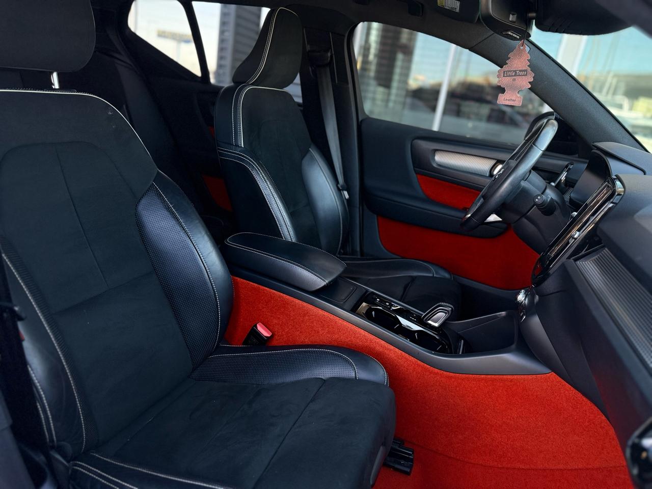 Volvo XC40 T5 AWD R-Design 2021