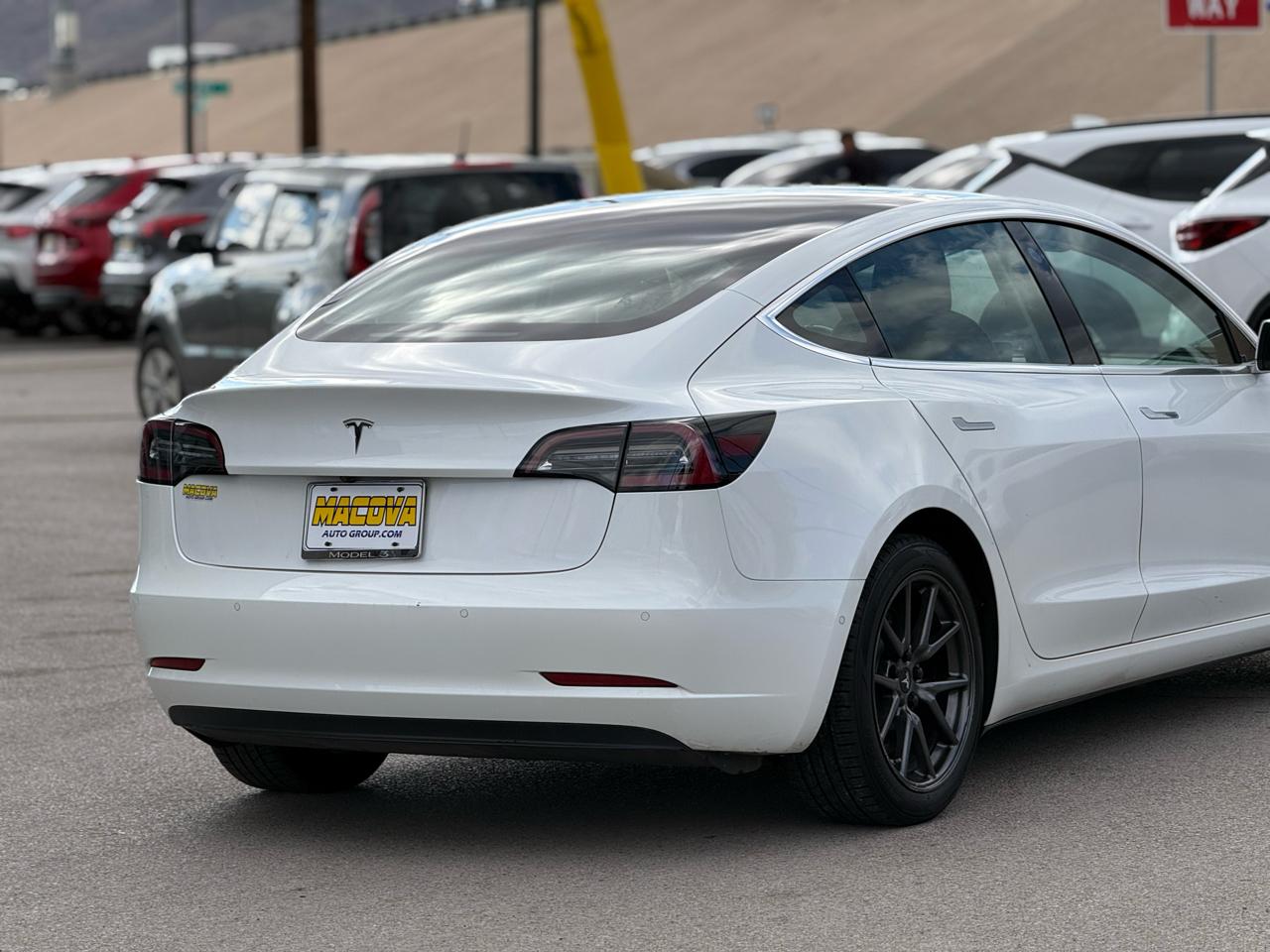 Tesla Model 3 Mid Range RWD *Ltd Avail* 2019