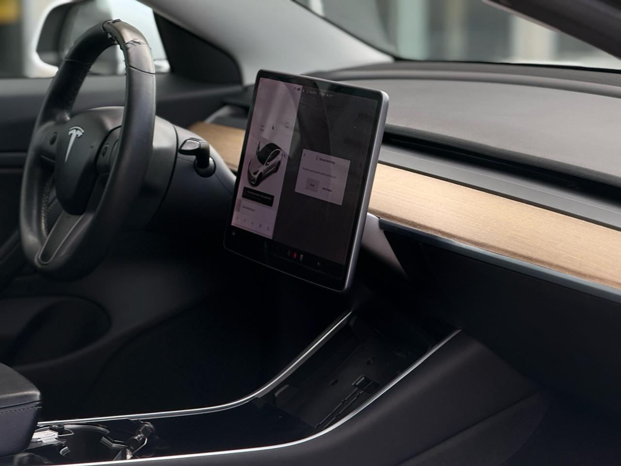 Tesla Model 3 Mid Range RWD *Ltd Avail* 2019