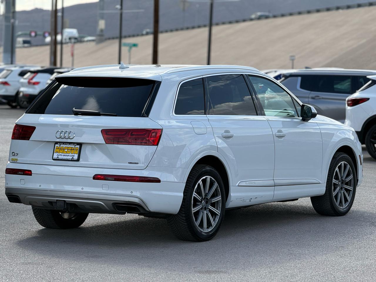 Audi Q7 SE Premium Plus 55 TFSI quattro 2019