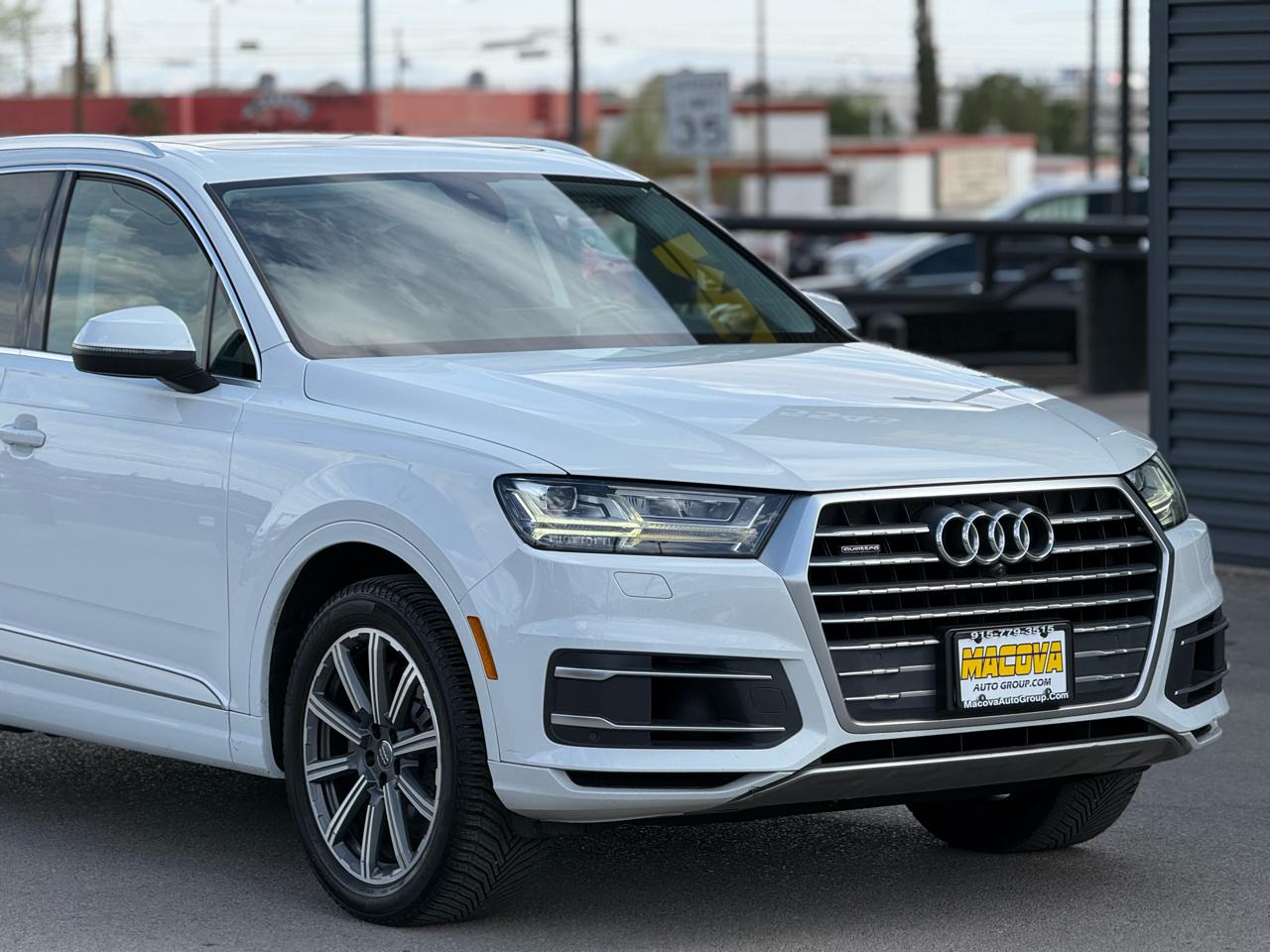 Audi Q7 SE Premium Plus 55 TFSI quattro 2019