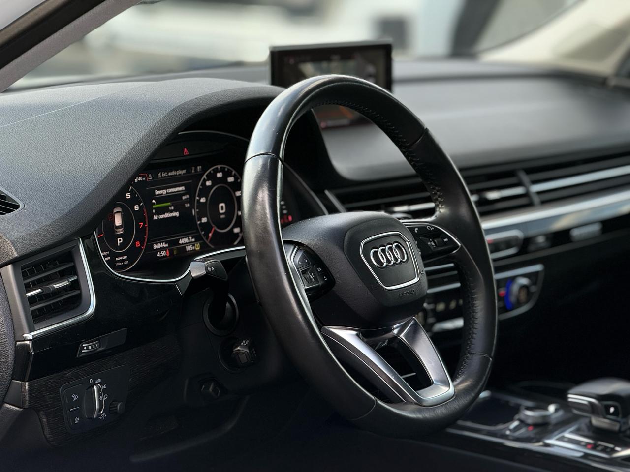 Audi Q7 SE Premium Plus 55 TFSI quattro 2019