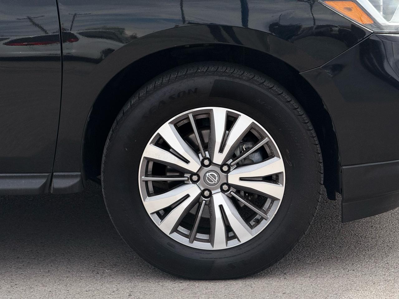 Nissan Pathfinder FWD SV 2019