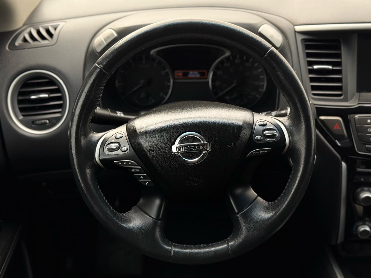 Nissan Pathfinder FWD SV 2019
