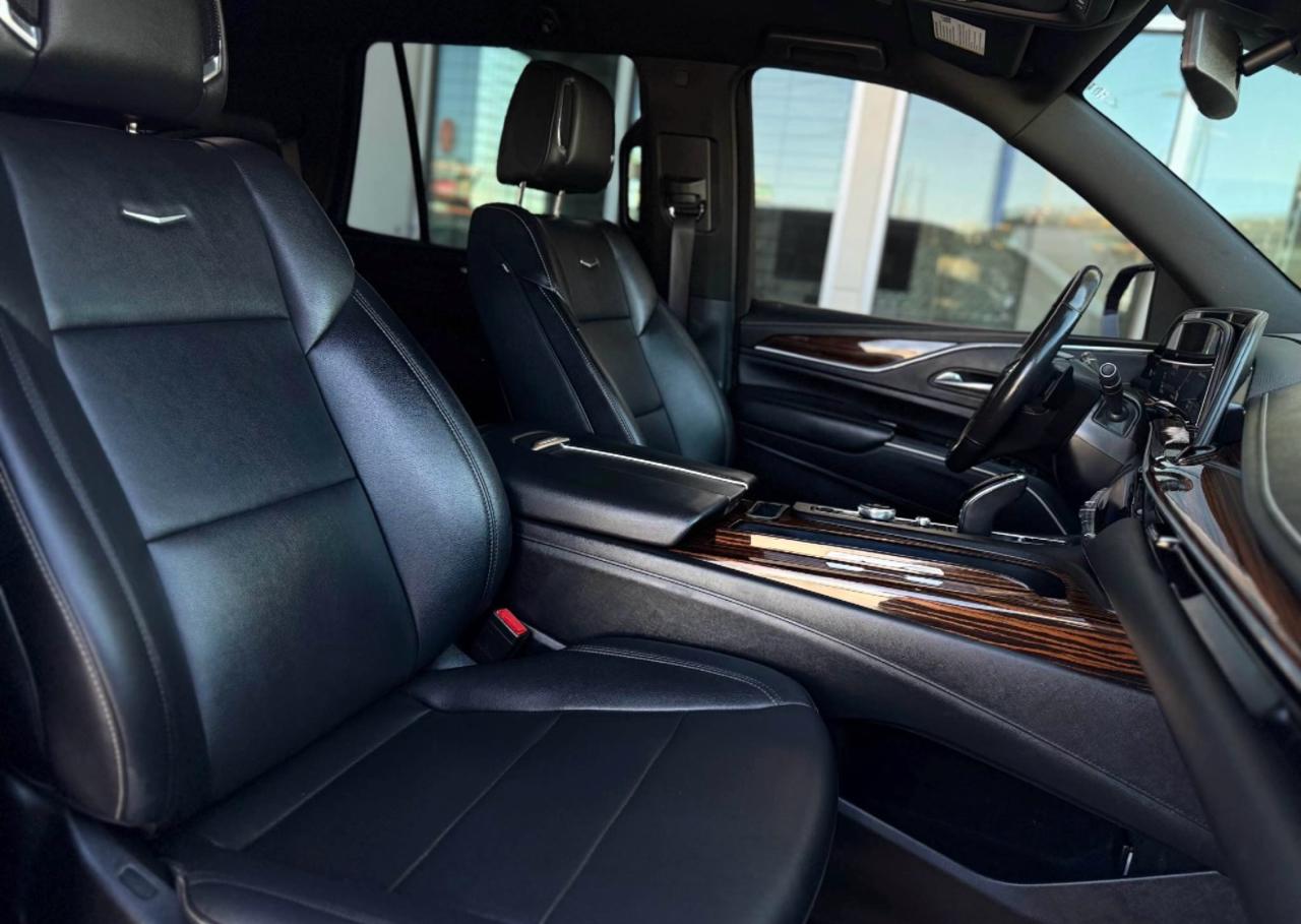 Cadillac Escalade 4WD 4dr Luxury 2022