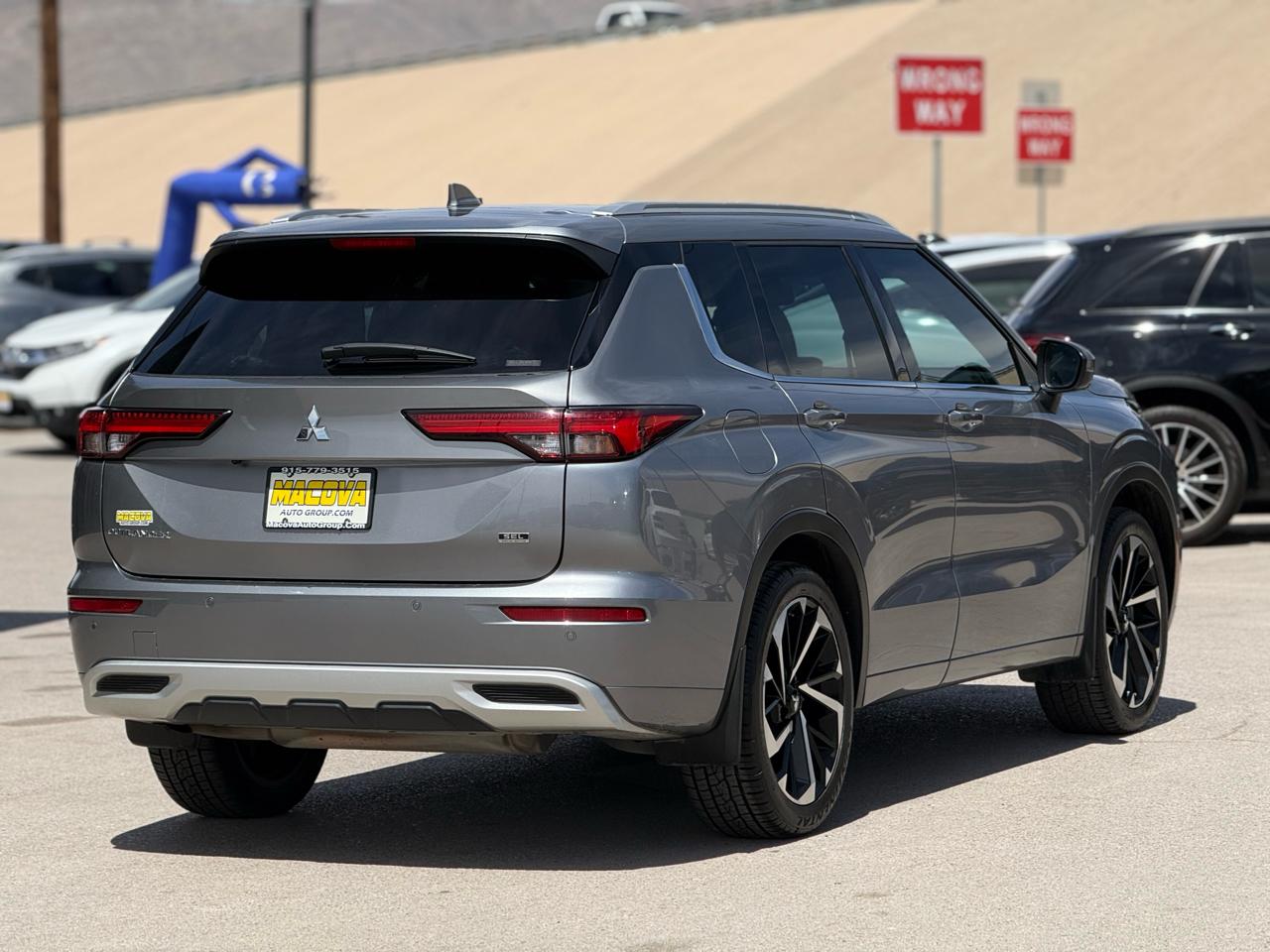 Mitsubishi Outlander SEL S-AWC 2022
