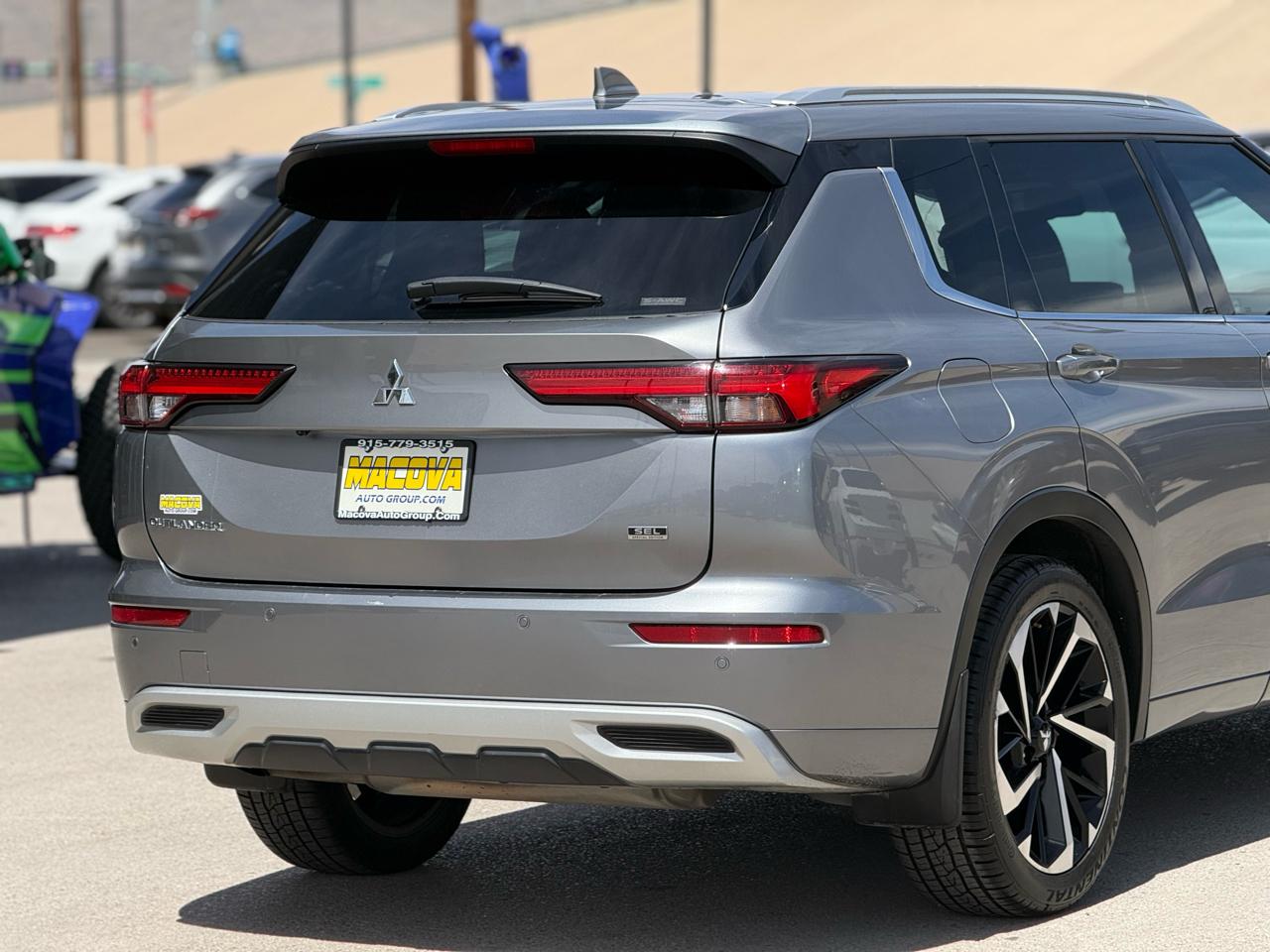 Mitsubishi Outlander SEL S-AWC 2022