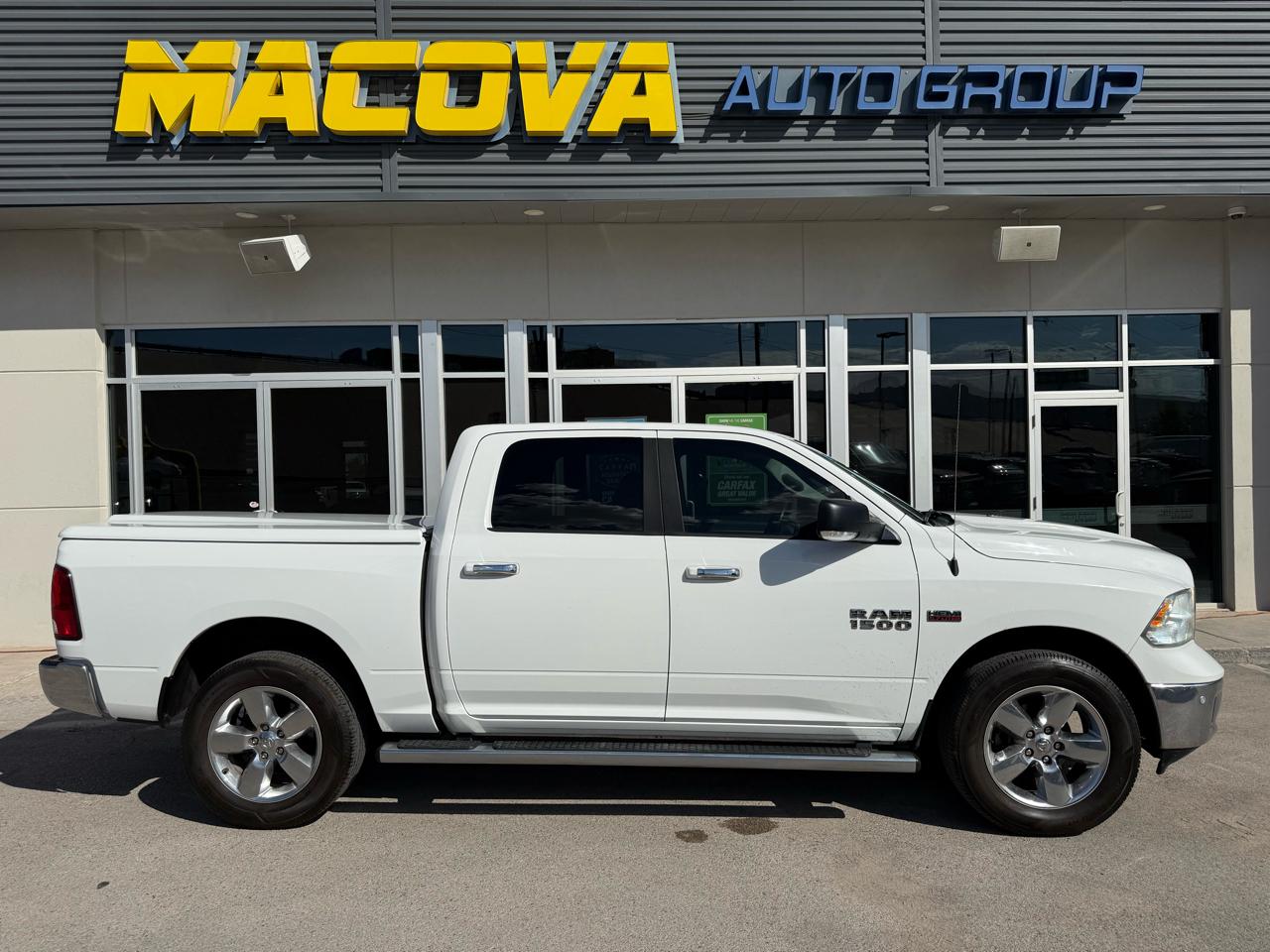 2016 RAM 1500 4WD Crew Cab 140.5" Lone Star