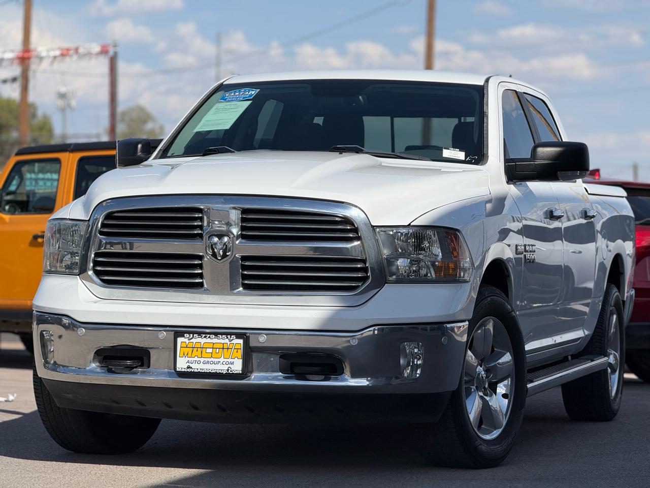 RAM 1500 4WD Crew Cab 140.5" Lone Star 2016