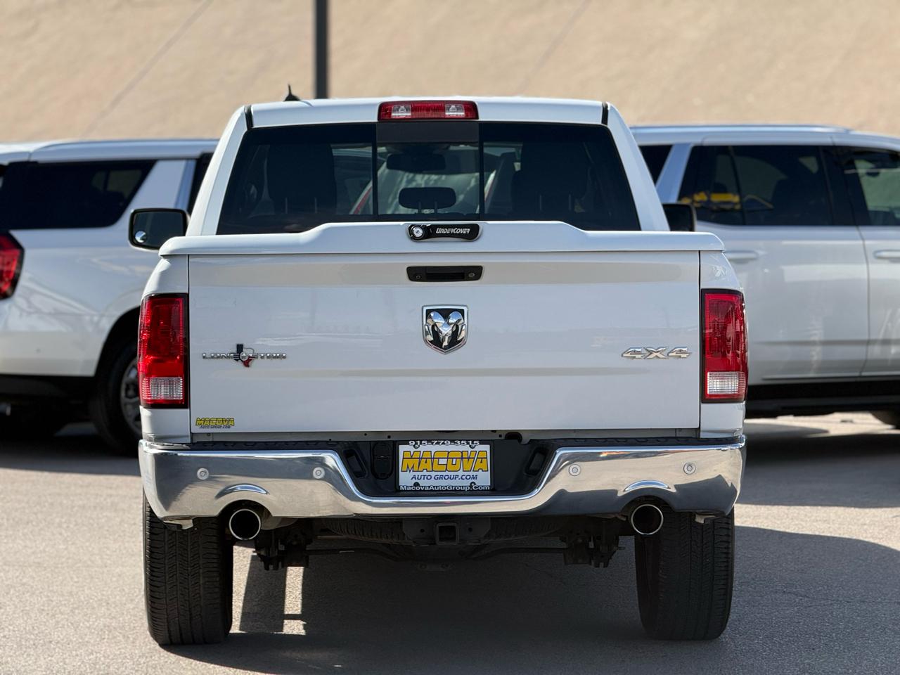 RAM 1500 4WD Crew Cab 140.5" Lone Star 2016