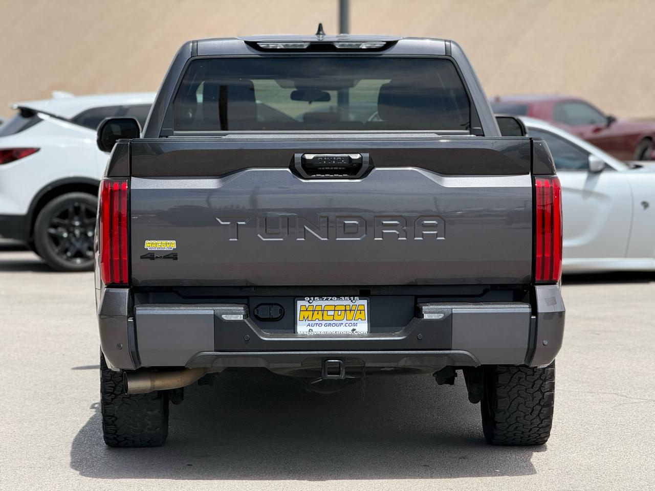 Toyota Tundra 4WD SR5 CrewMax 5.5' Bed (Natl) 2022