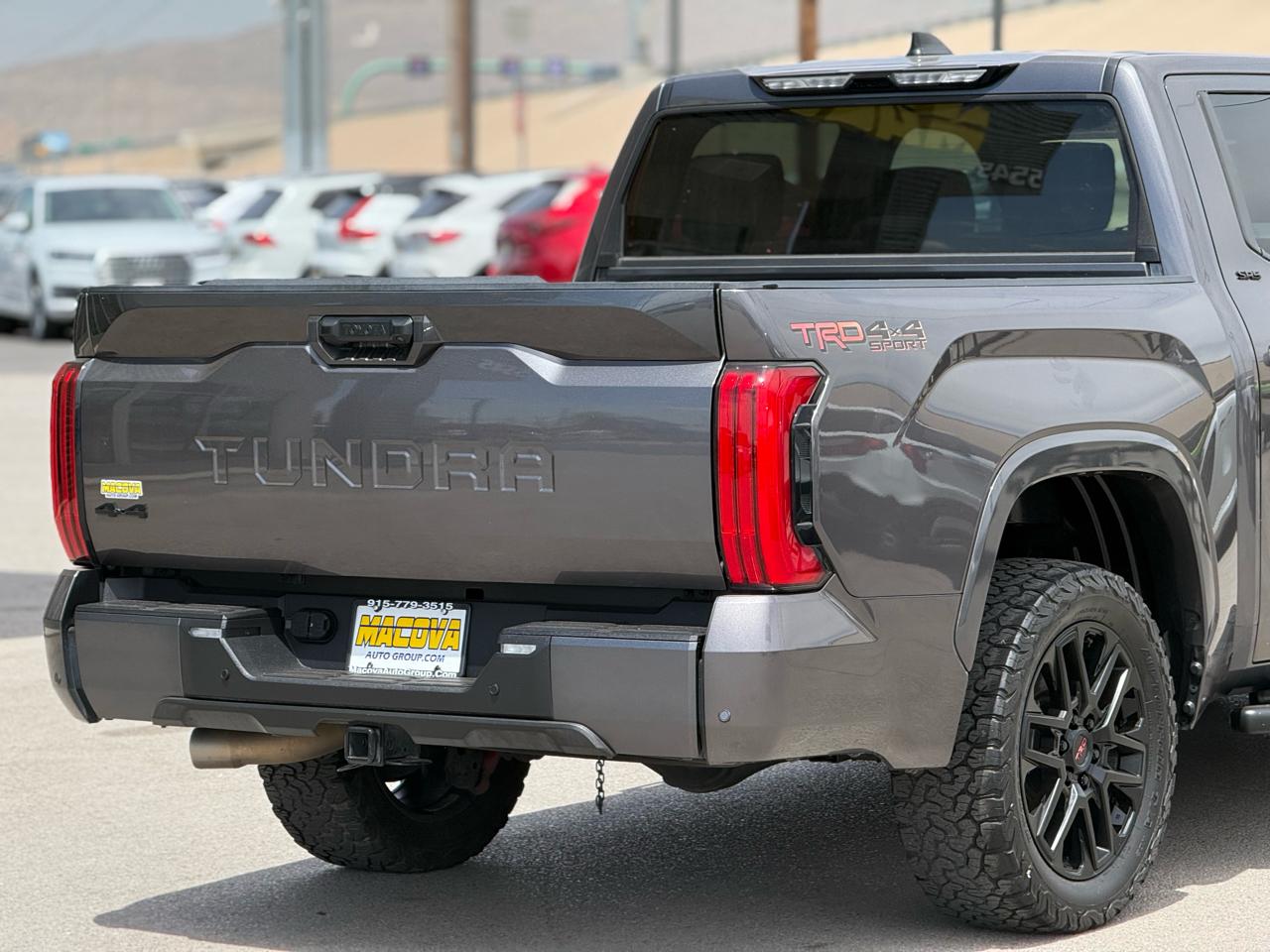 Toyota Tundra 4WD SR5 CrewMax 5.5' Bed (Natl) 2022