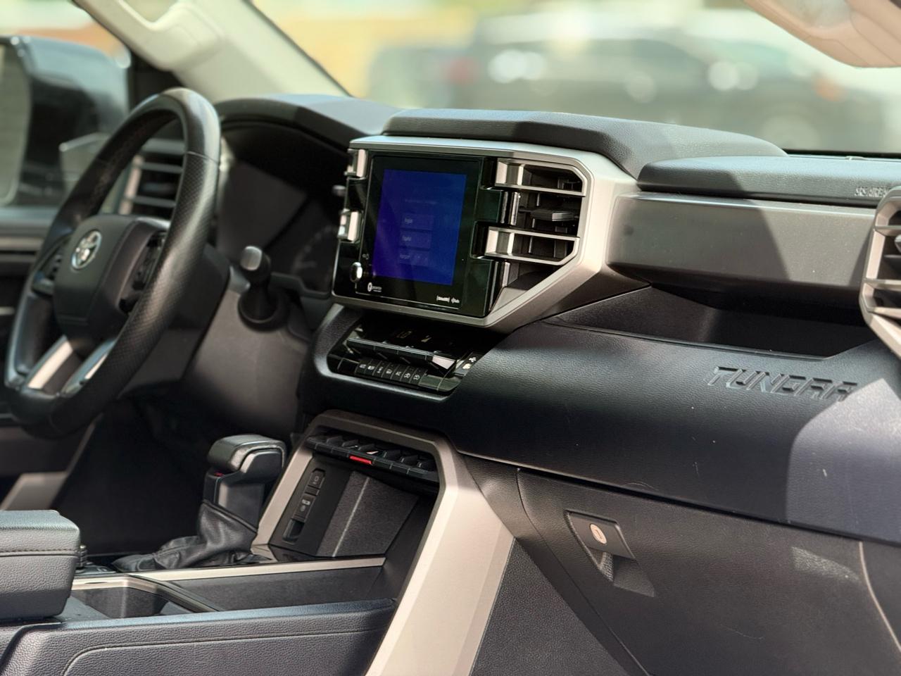 Toyota Tundra 4WD SR5 CrewMax 5.5' Bed (Natl) 2022