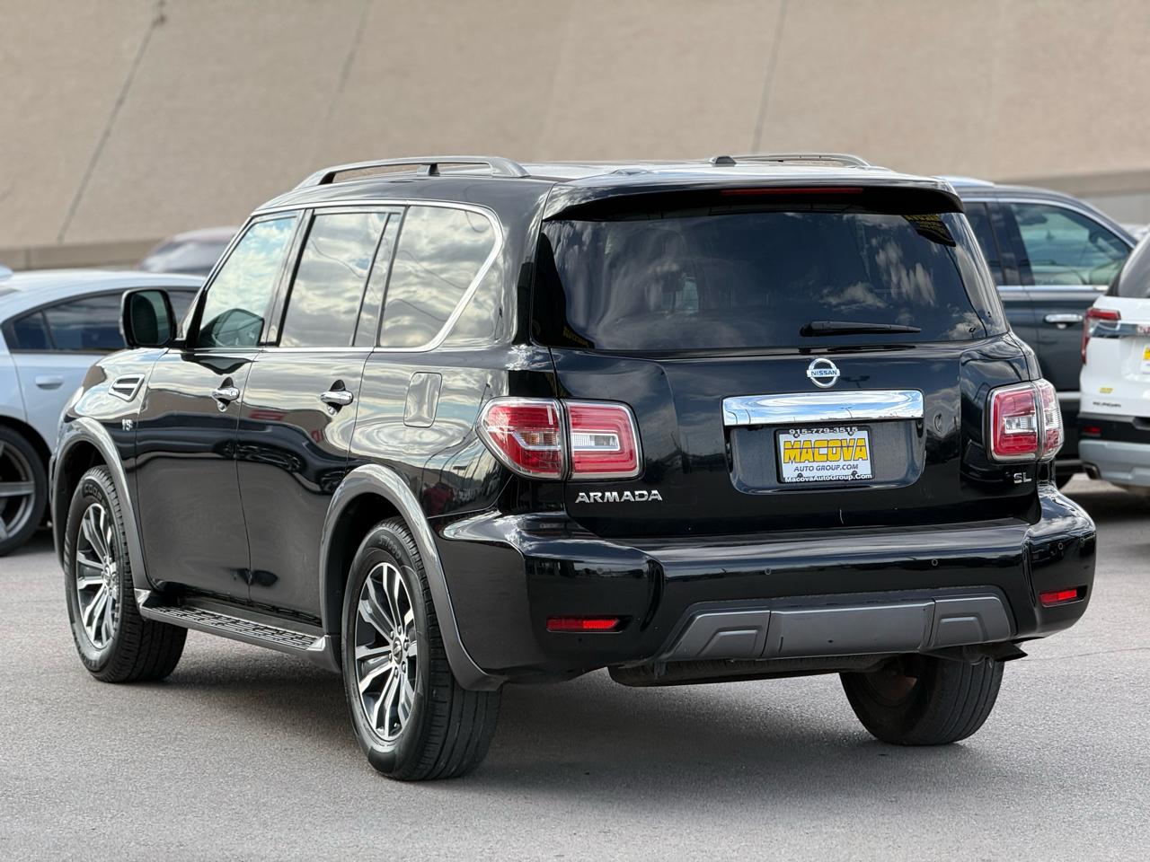 Nissan Armada 4x2 SL 2019