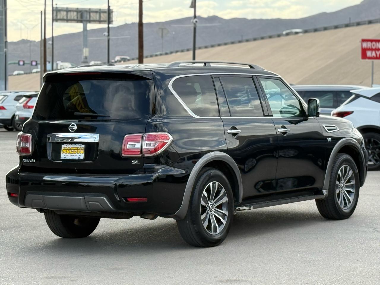 Nissan Armada 4x2 SL 2019