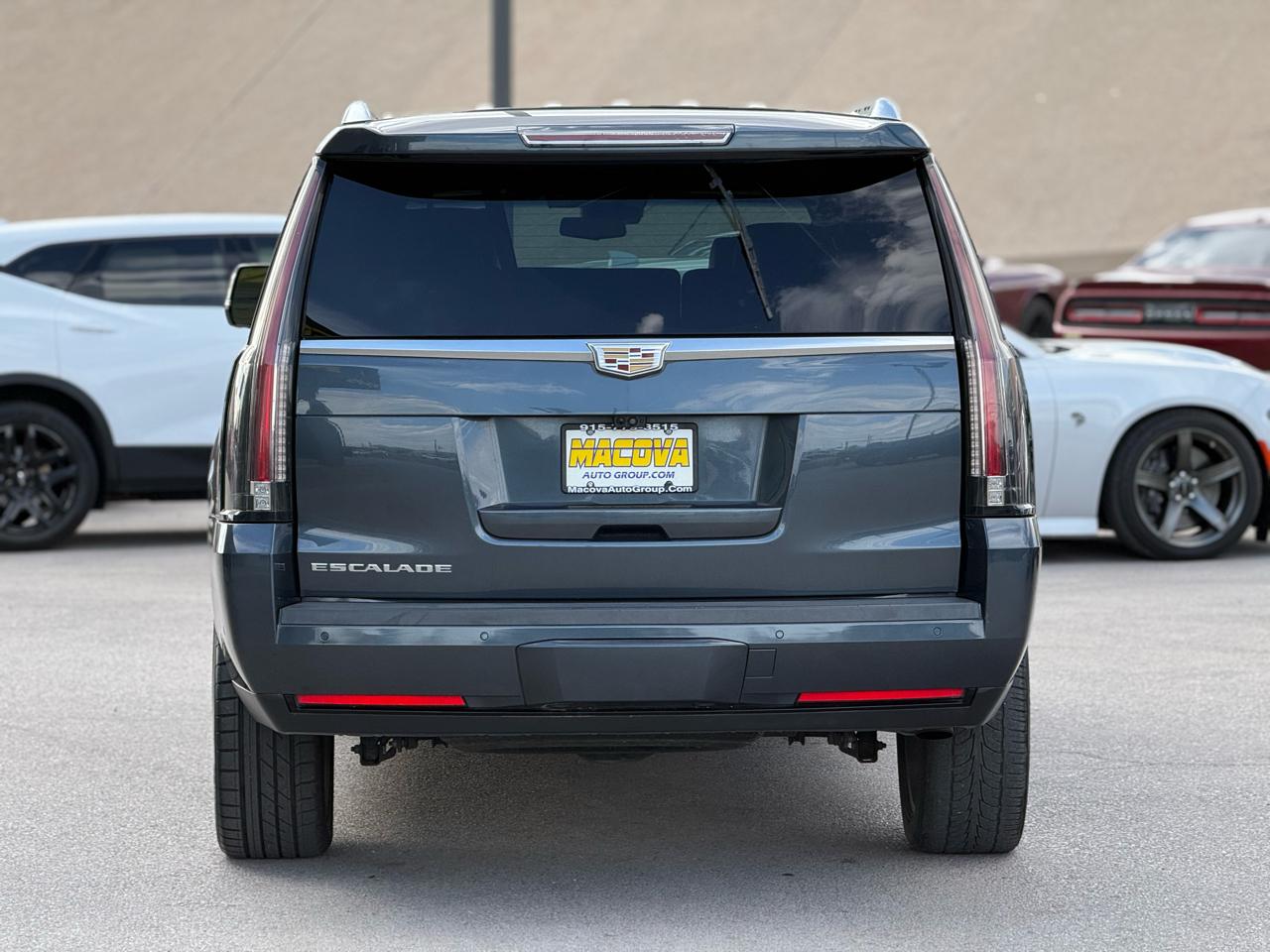 Cadillac Escalade ESV 2WD 4dr Platinum 2019