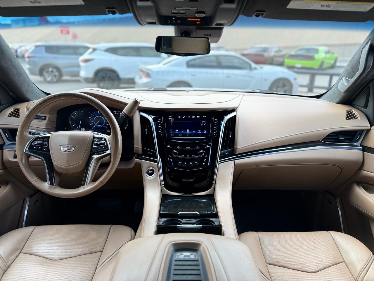 Cadillac Escalade ESV 2WD 4dr Platinum 2019