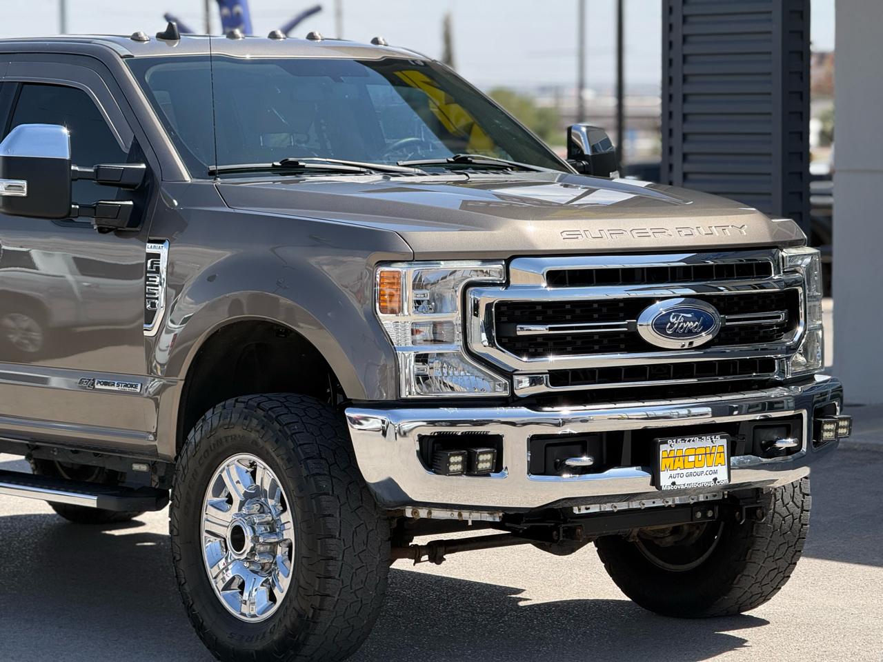 Ford Super Duty F-350 SRW Lariat 4WD Crew Cab 8' Box 2019