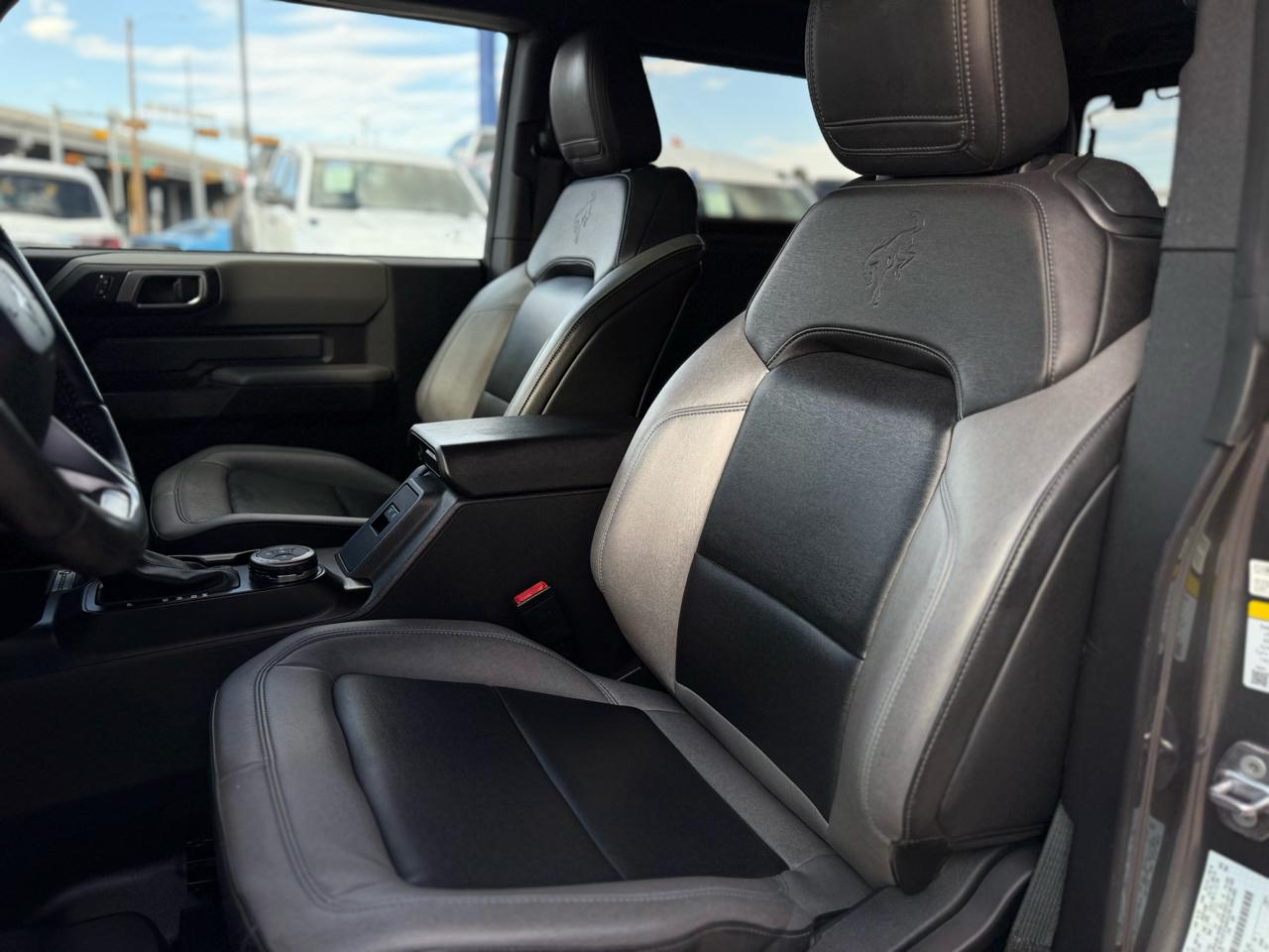 Ford Bronco Black Diamond 2 Door 4x4 2022