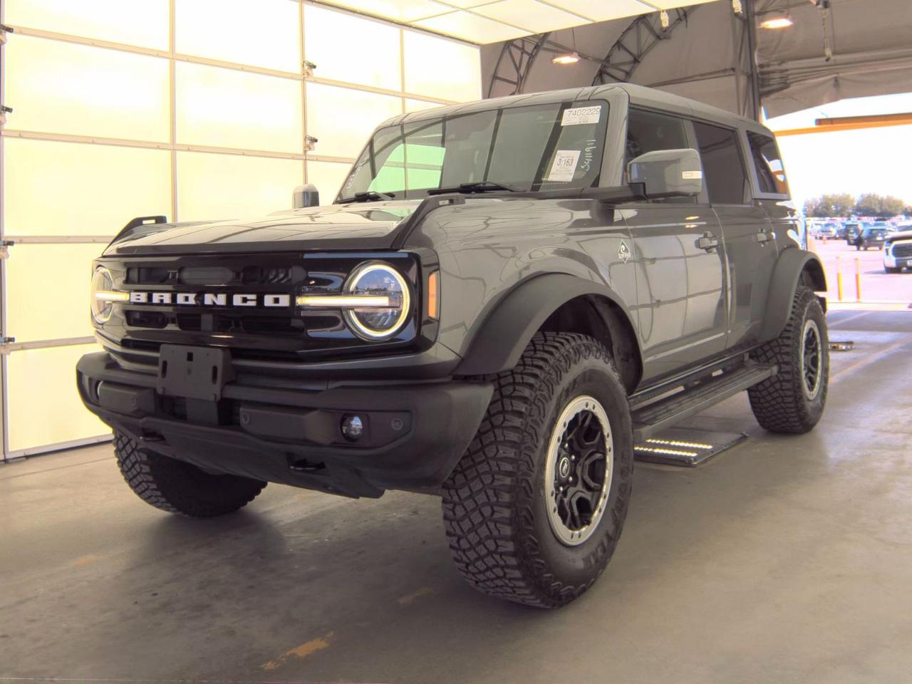 Ford Bronco Outer Banks 4 Door Advanced 4x4 2022