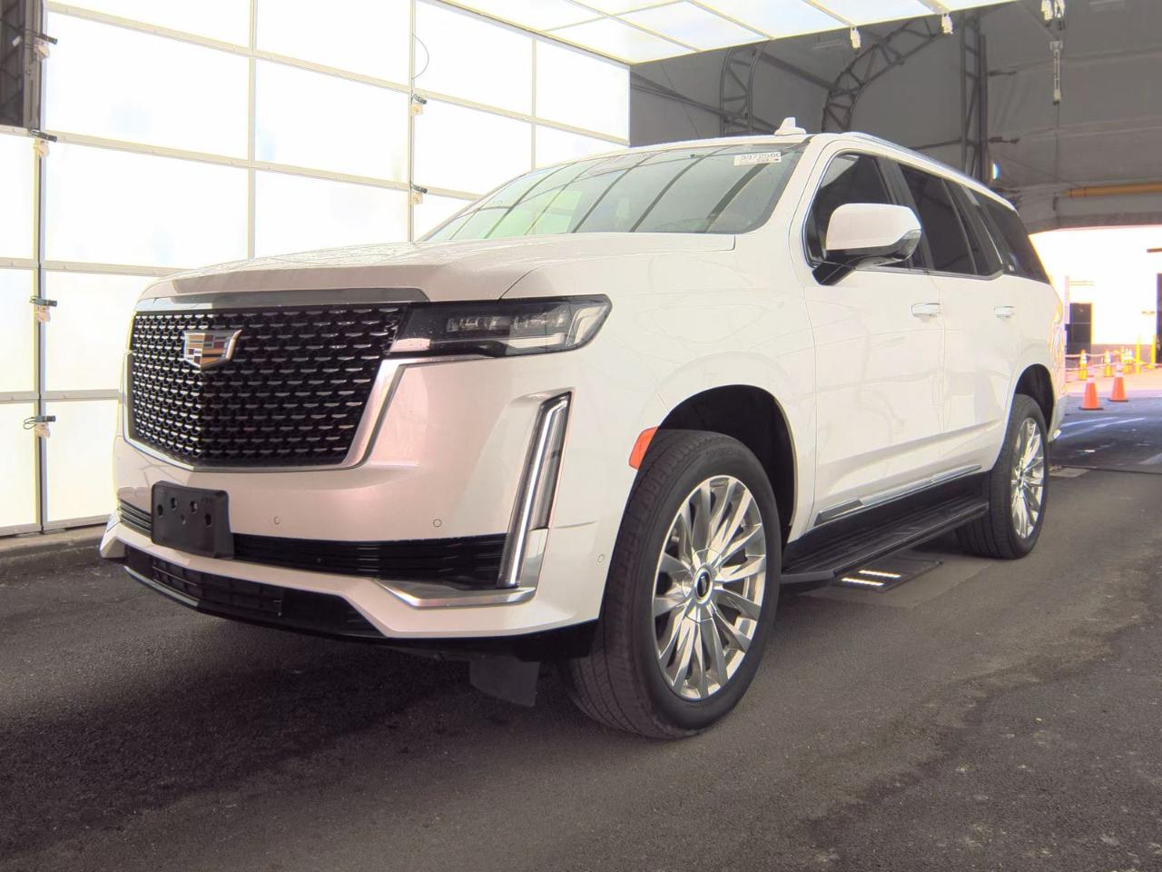 2023 Cadillac Escalade 4WD 4dr Premium Luxury