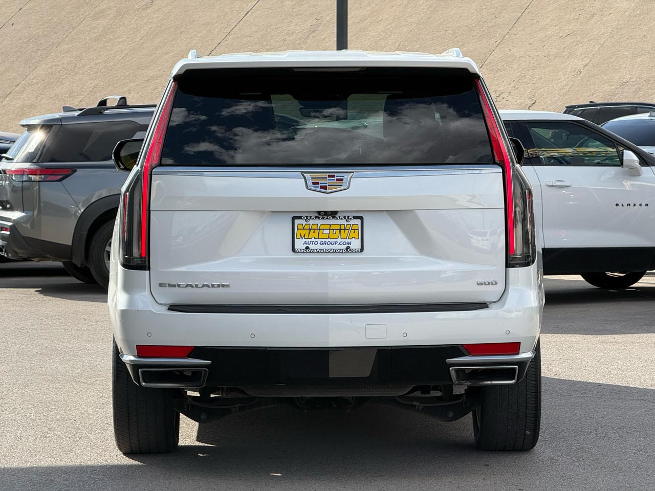 Cadillac Escalade 4WD 4dr Premium Luxury 2023