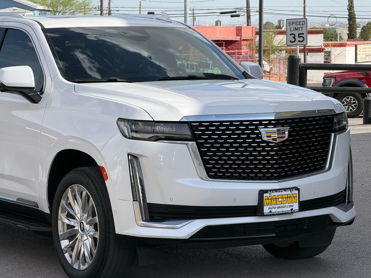 Cadillac Escalade 4WD 4dr Premium Luxury 2023