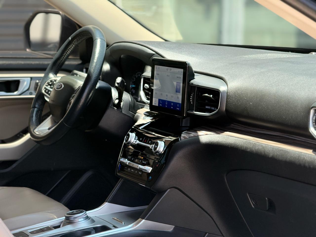 Ford Explorer Limited RWD 2022