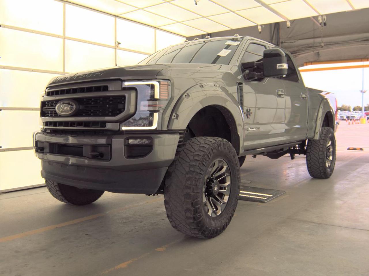 Ford Super Duty F-250 SRW Lariat 4WD Crew Cab 8' Box 2020