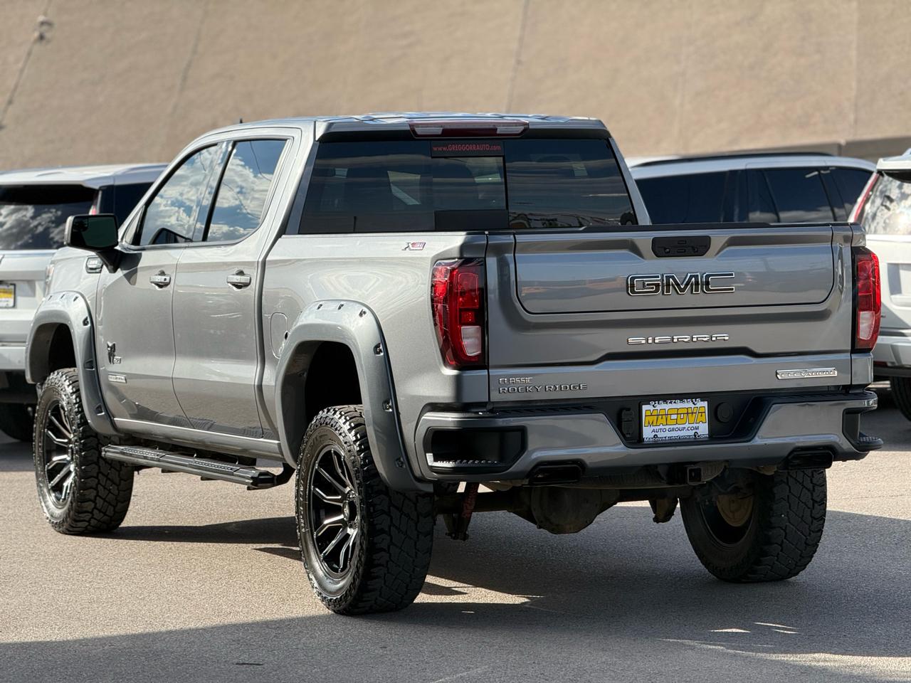 GMC Sierra 1500 4WD Crew Cab 147" Elevation w/3SB 2021