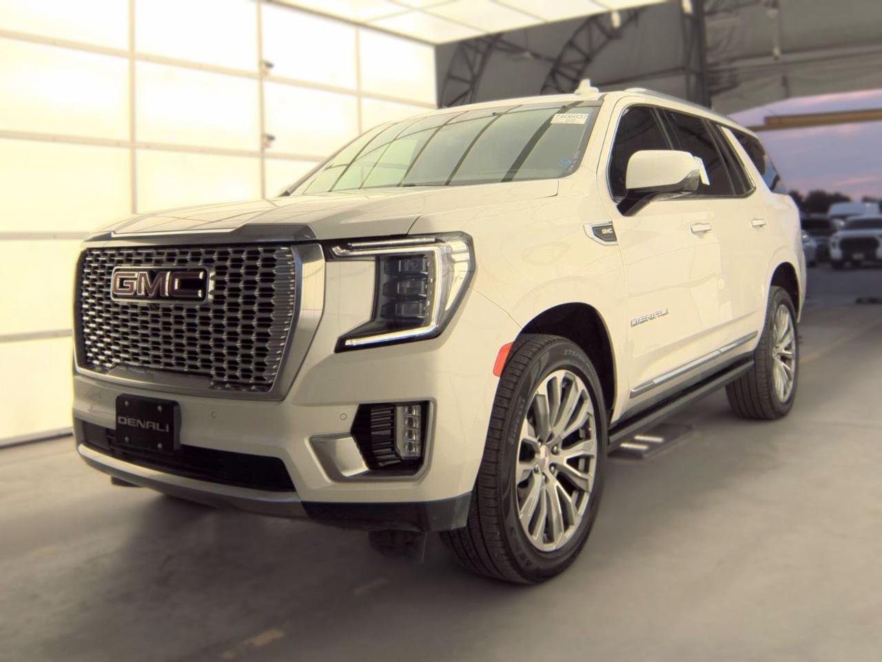 GMC Yukon 4WD 4dr Denali 2021