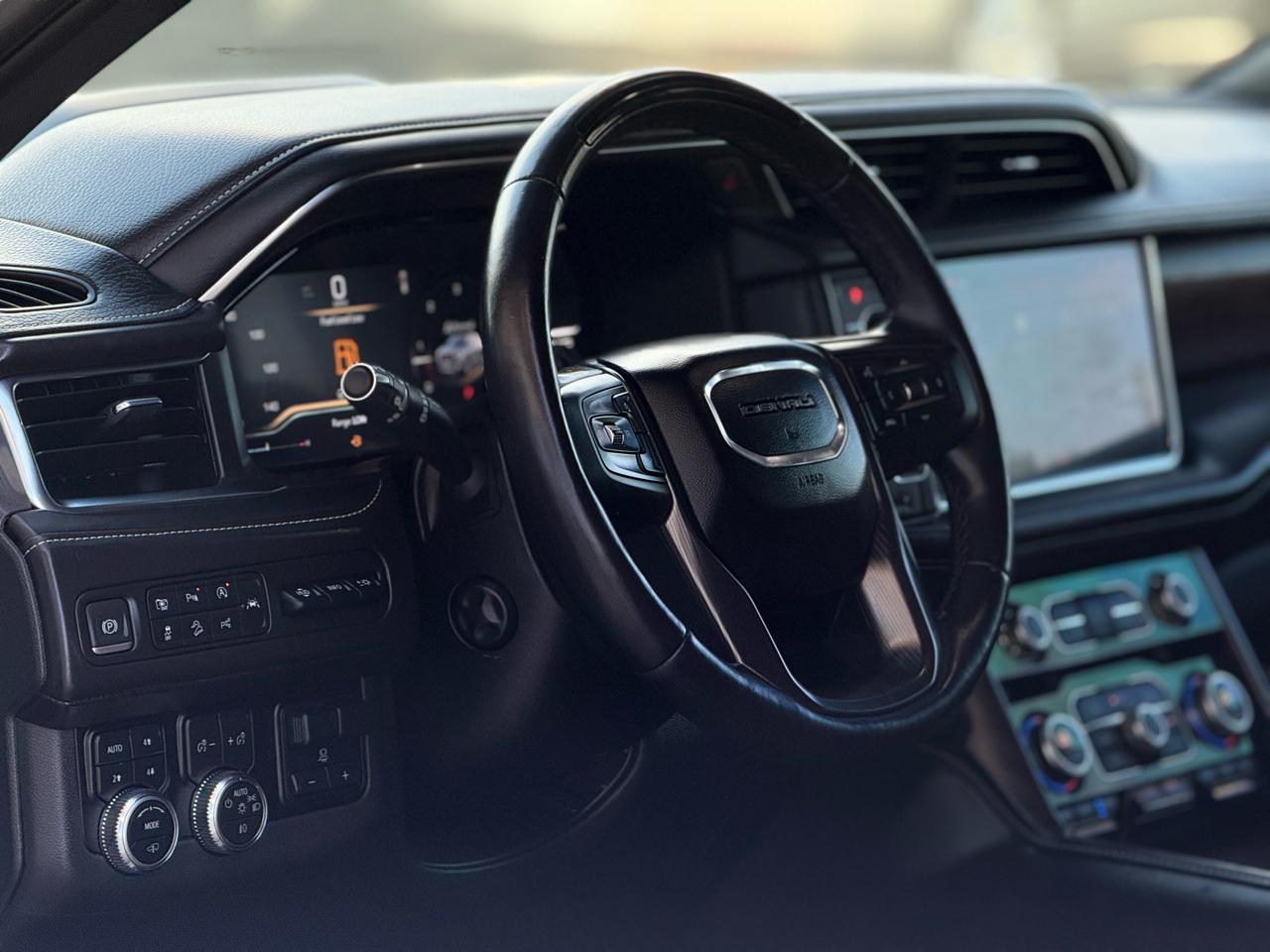 GMC Yukon 4WD 4dr Denali Ultimate 2023