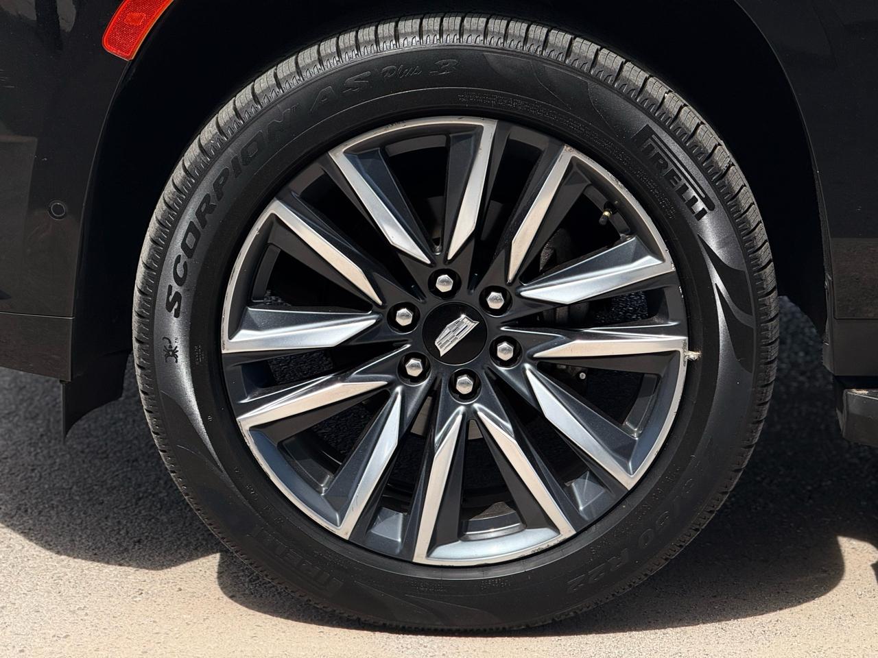 Cadillac Escalade 4WD 4dr Sport 2021
