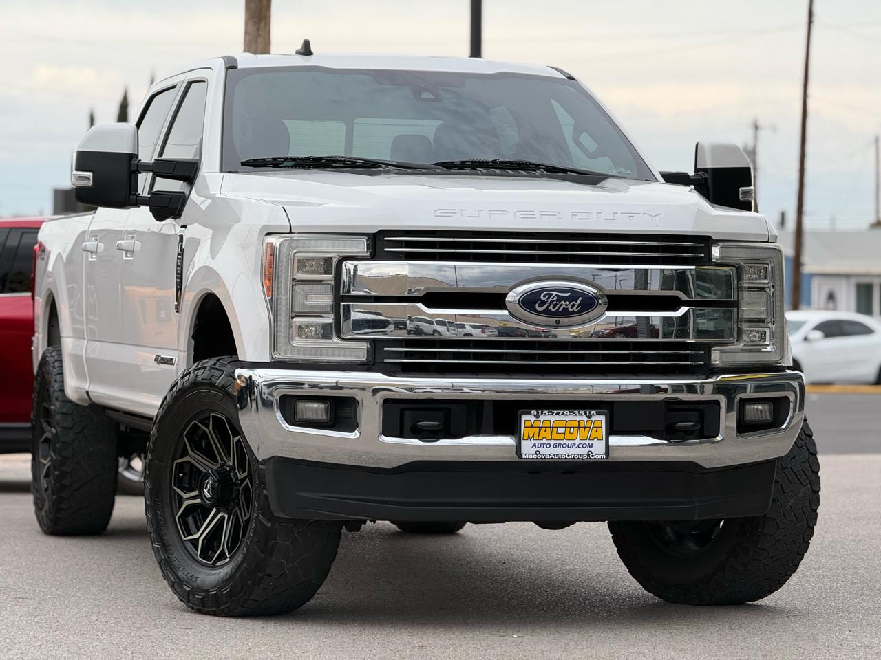 Ford Super Duty F-250 SRW Lariat 4WD Crew Cab 8' Box 2019