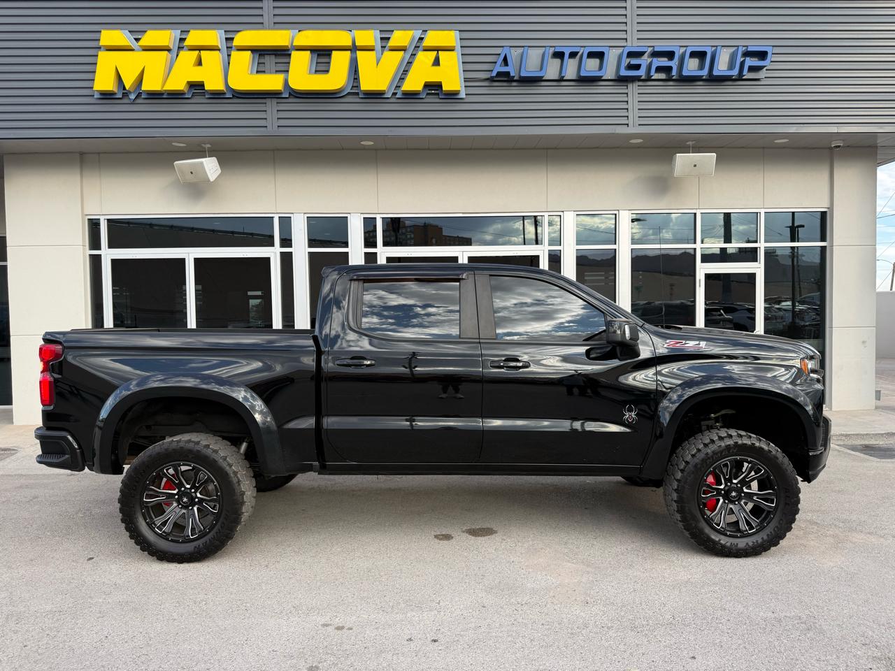 2022 Chevrolet Silverado 1500 LTD 4WD Crew Cab 147" RST