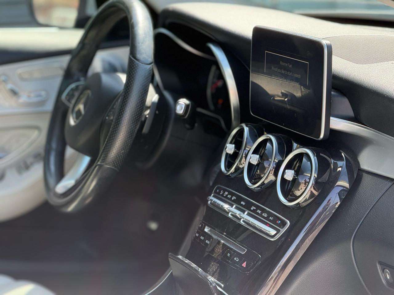 Mercedes-Benz C-Class 4dr Sdn C 300 4MATIC 2015
