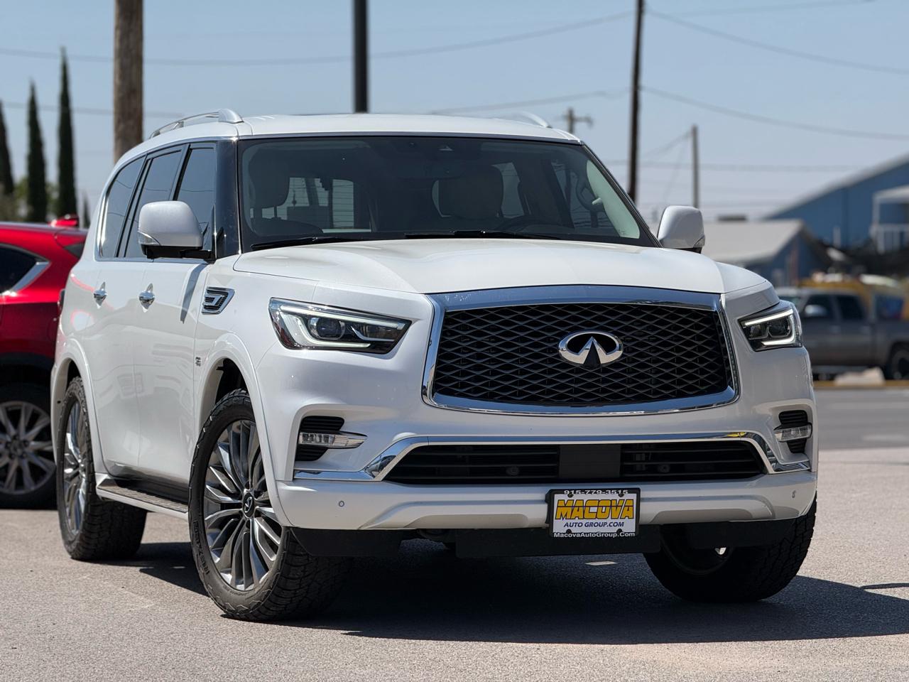 Infiniti QX80 LUXE AWD 2019