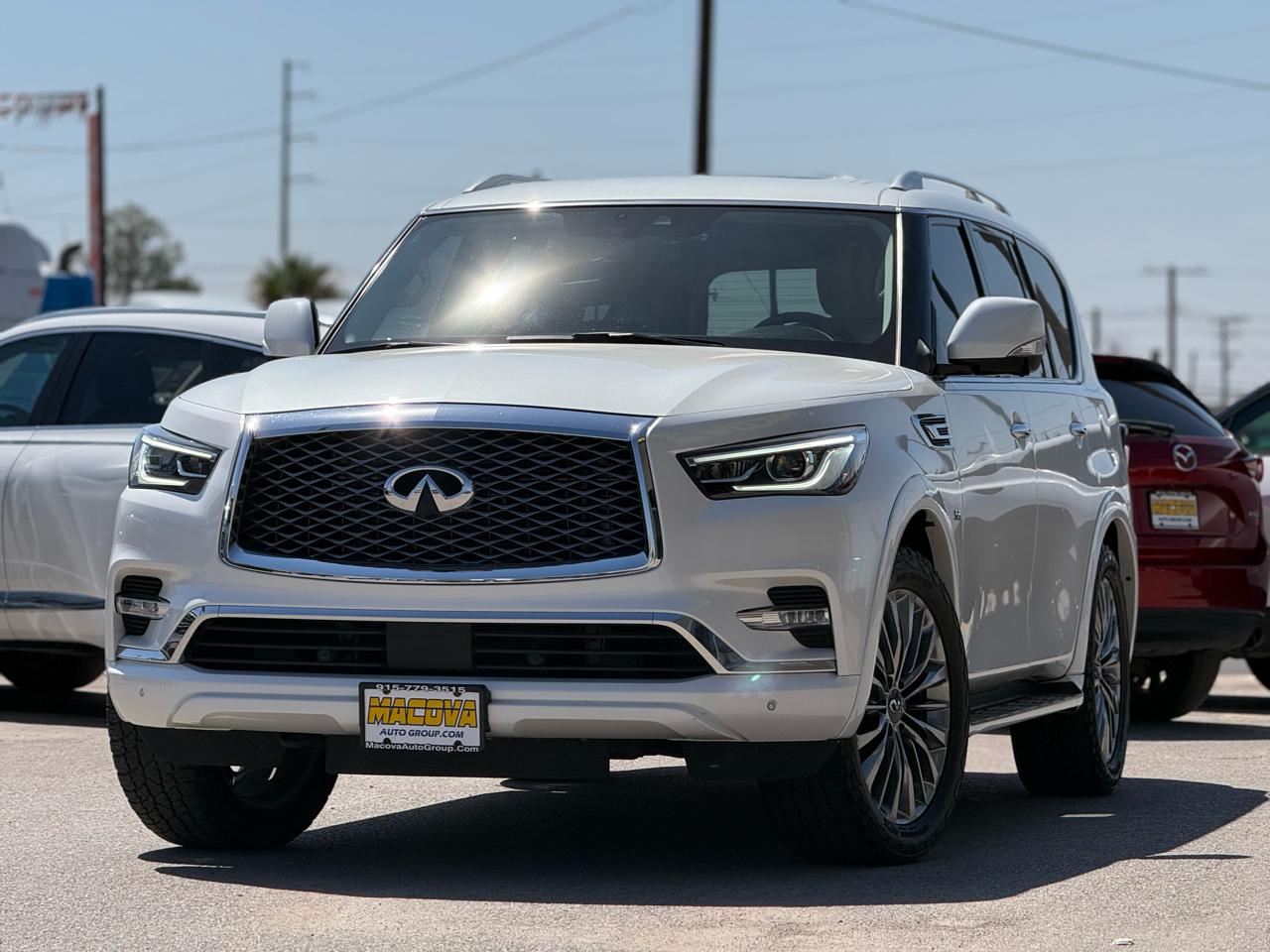 Infiniti QX80 LUXE AWD 2019