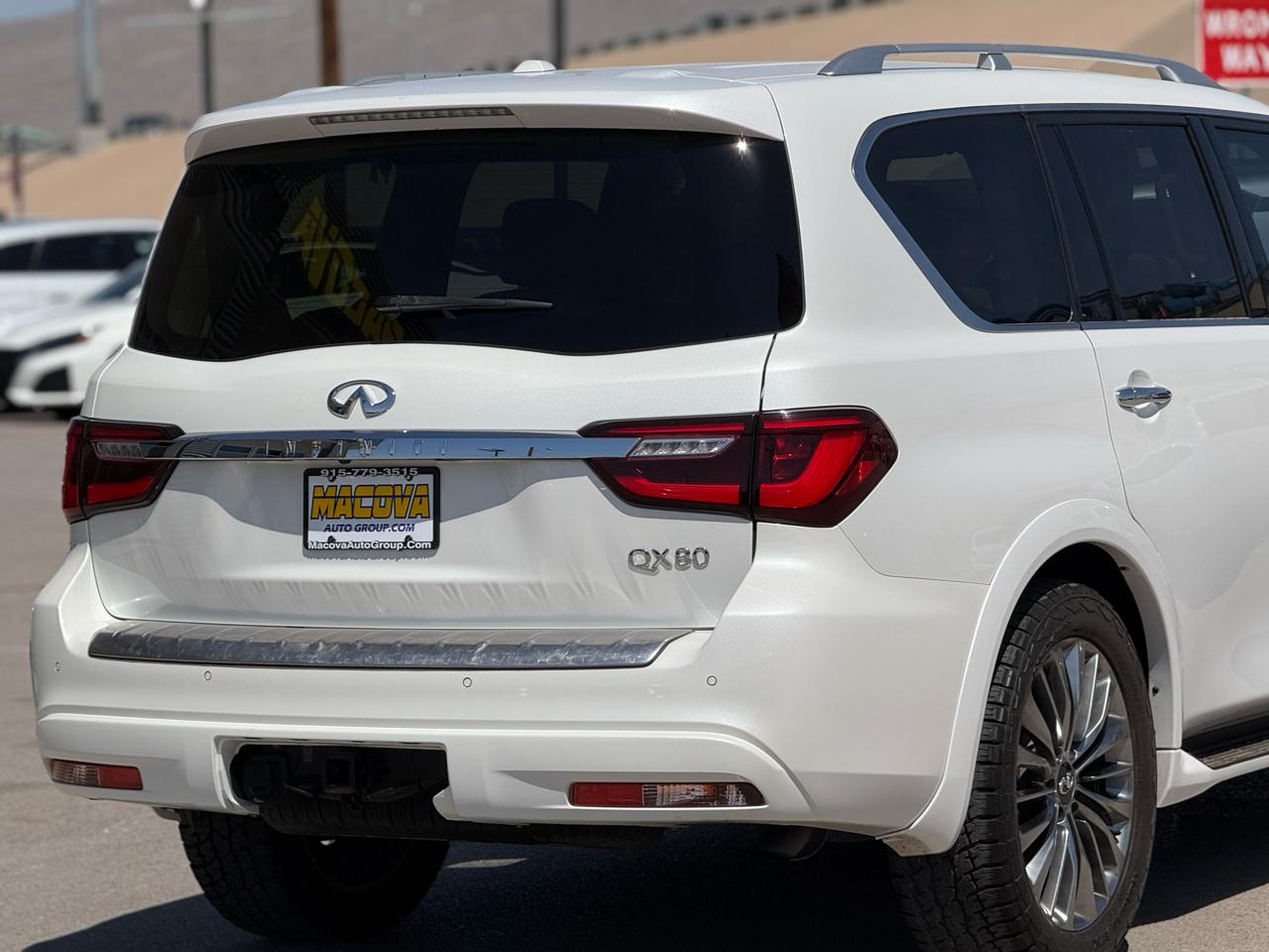 Infiniti QX80 LUXE AWD 2019