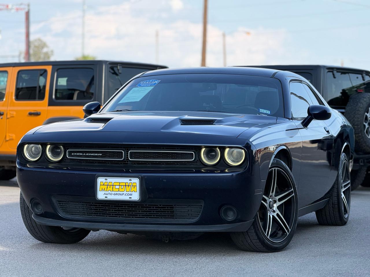 Dodge Challenger 2dr Cpe SXT 2015