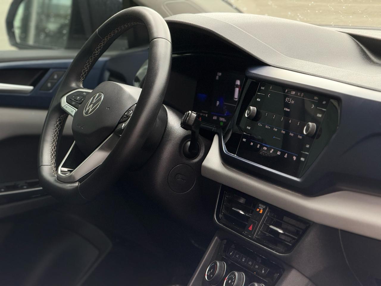 Volkswagen Taos SE FWD 2023
