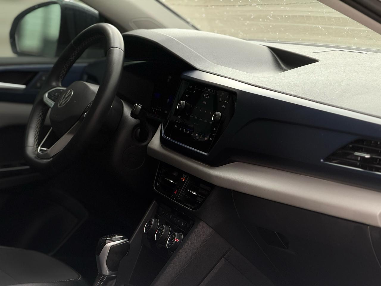 Volkswagen Taos SE FWD 2023