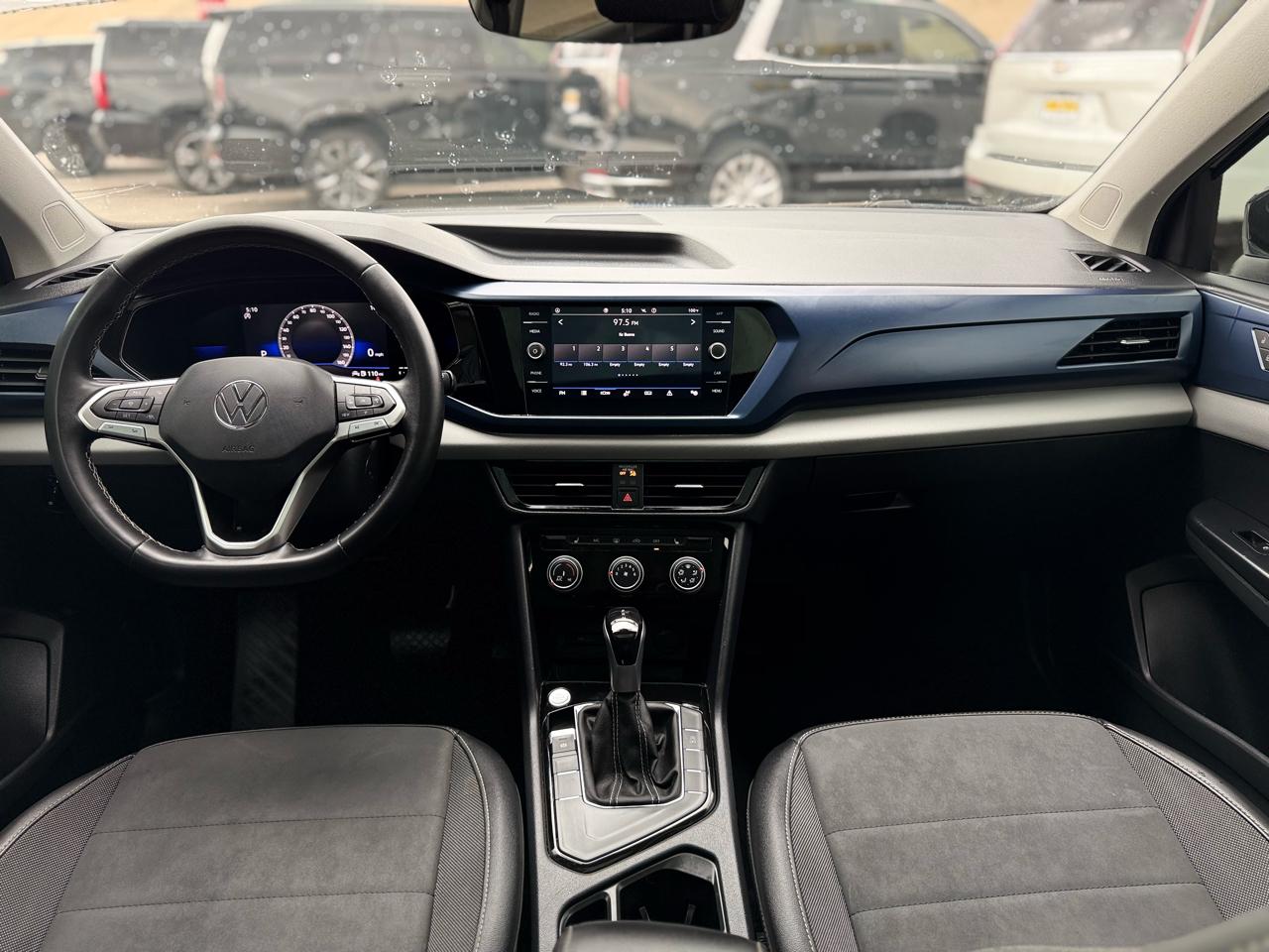 Volkswagen Taos SE FWD 2023