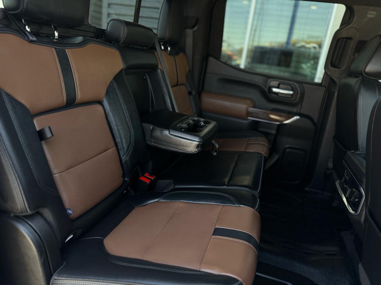 Chevrolet Silverado 1500 4WD Crew Cab 147" High Country 2020