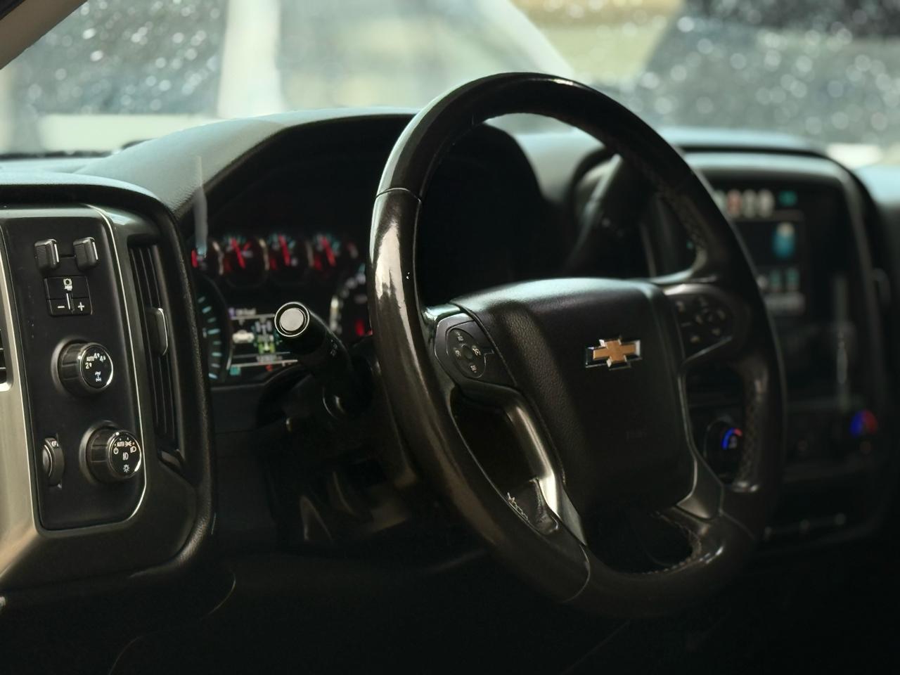 Chevrolet Silverado 1500 4WD Crew Cab 143.5" LT w/2LT 2018